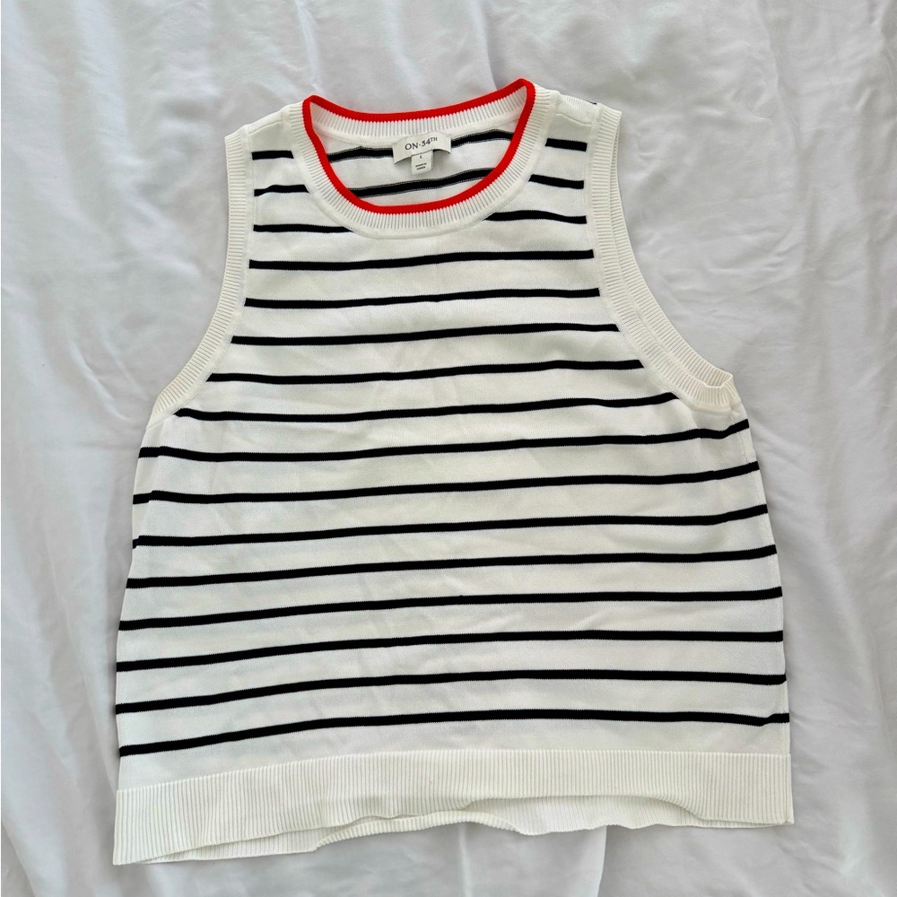 On 34th Women's Crewneck Sleeveless Striped Sweater Blouse White & Navy